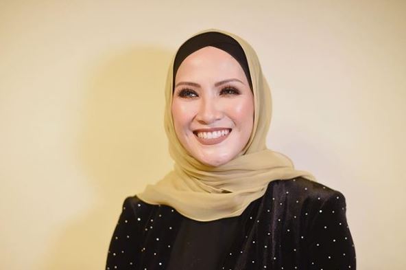 Sherry tidak mahu sorok berita gembira.